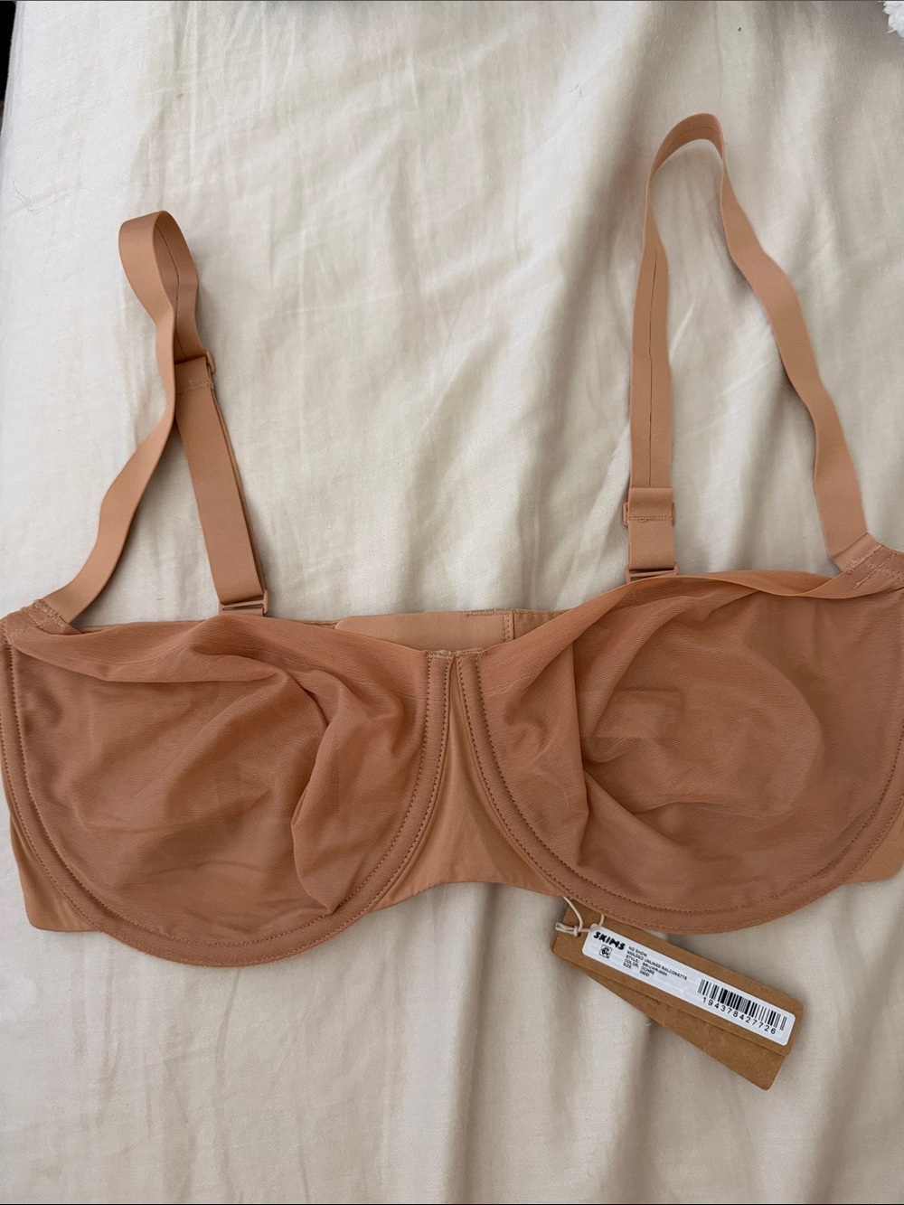 NWT Skims No Show Unlined Balconette Bra
